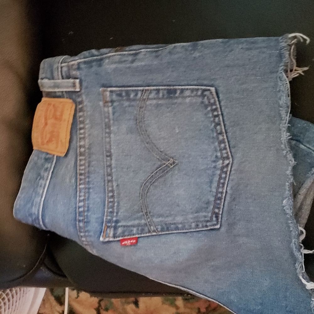 Levi's 501 shorts size 30 , daisy Fuentes tank size m, black/ grey size m,